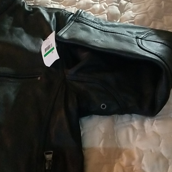 Leather Jacket ( Motorcycle Style ) - Picture 4 of 16